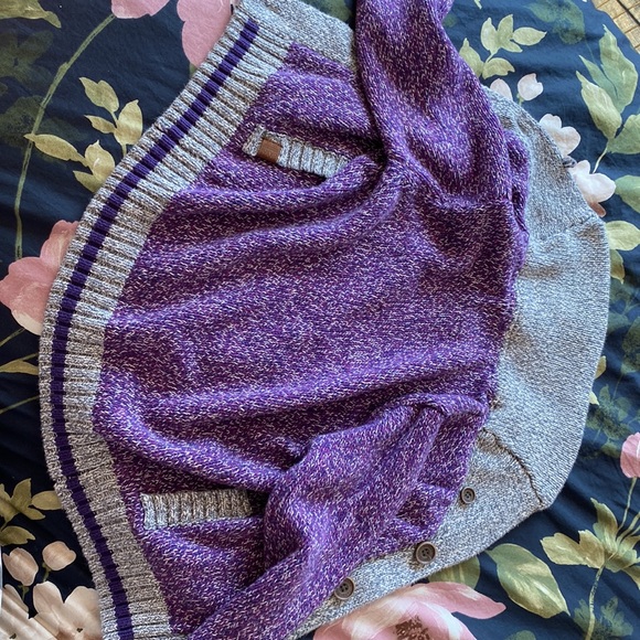 Roots Cabin Cardinal 5T Purple and Grey: Good used condition - Picture 9 of 11